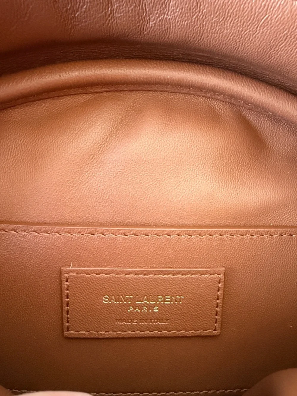 Saint Laurent Raffia Camera - Picture 4 of 6